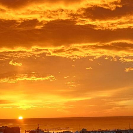 Chill Out Studio Jacuzzi & Sea Views Alicante Luaran gambar